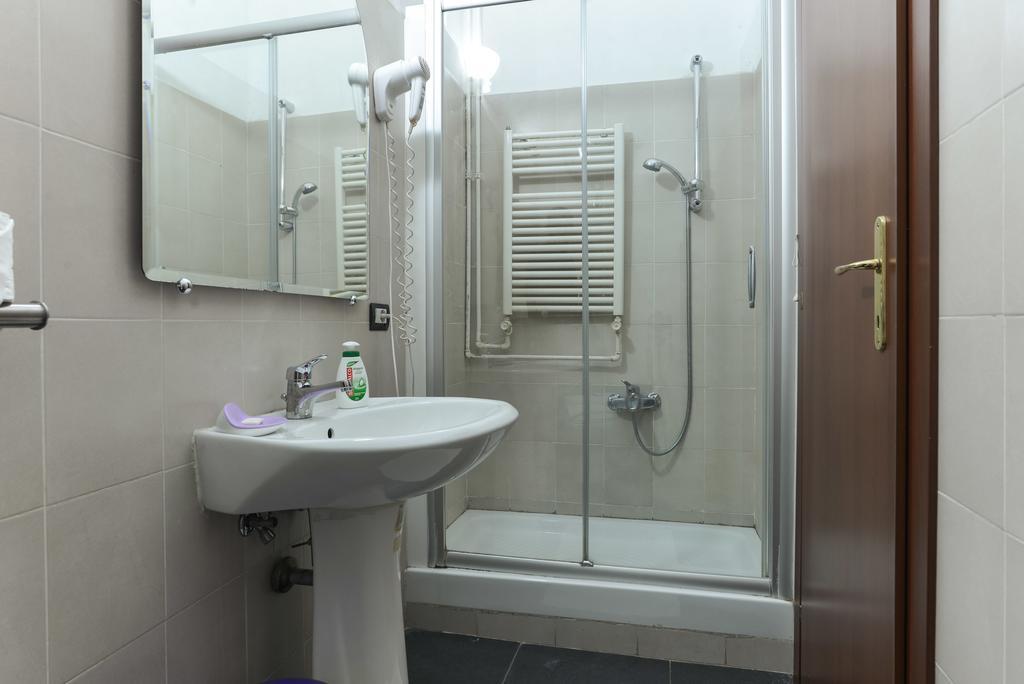 Napoleon Guesthouse Rome Chambre photo